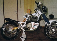 Yamaha 600 proto Dakar 89